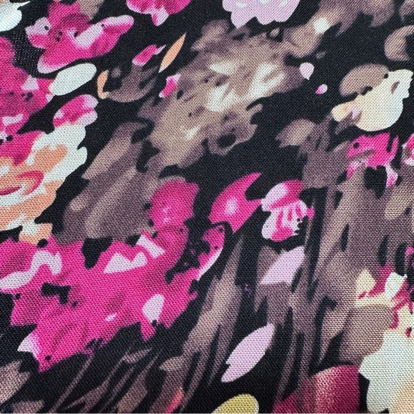 Soya Concept | Fuchsia Rose Floral Midi Dress | Tiered Flowy Dress with ¾ Sleeve - Picture 7 of 9